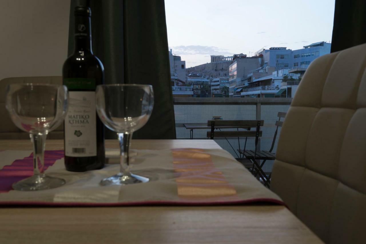 Bright 2 Bedrooms Apt. In The Heart Of Athens W Stunning Views To Acropolis Kültér fotó