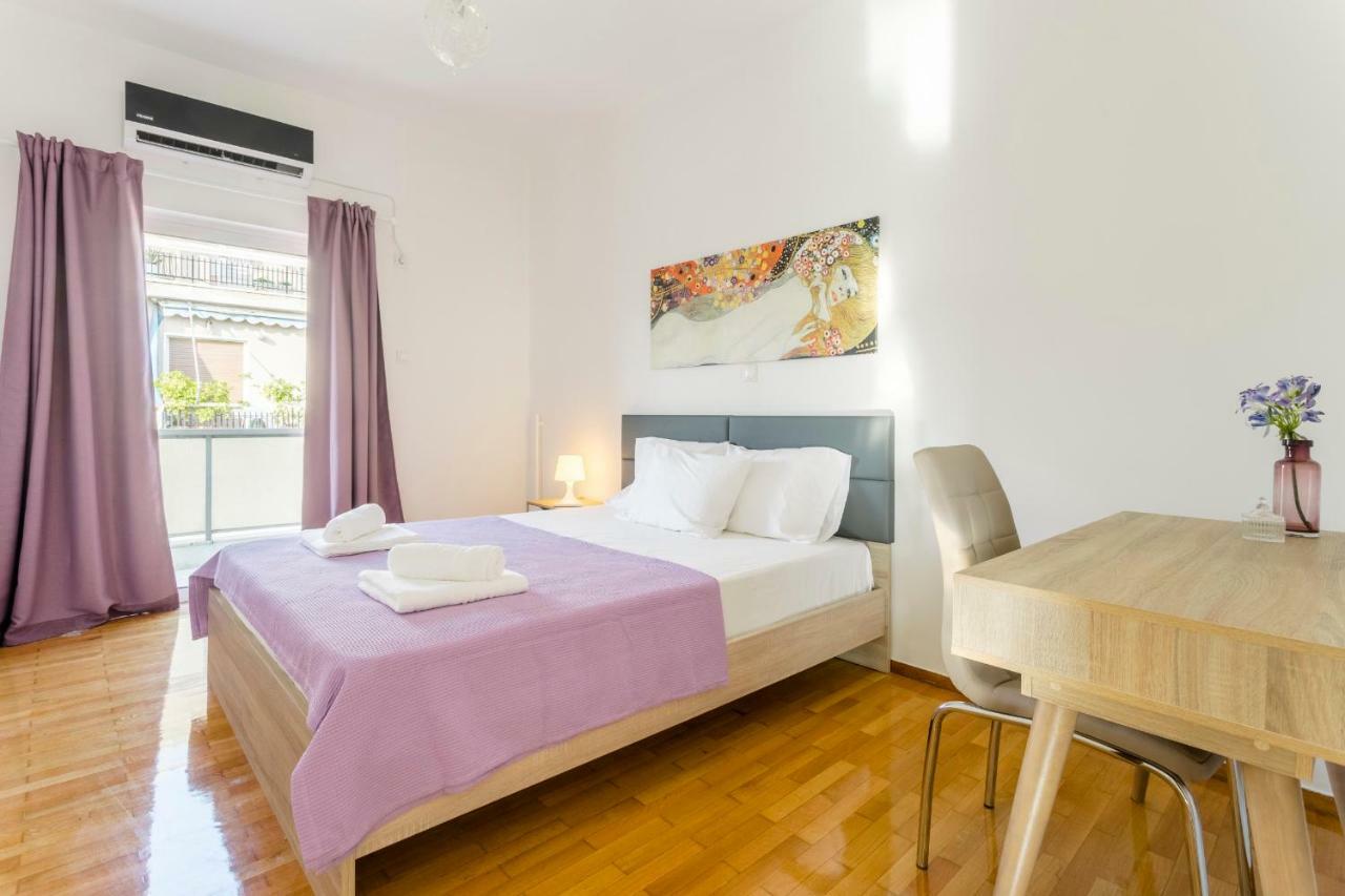Bright 2 Bedrooms Apt. In The Heart Of Athens W Stunning Views To Acropolis Kültér fotó