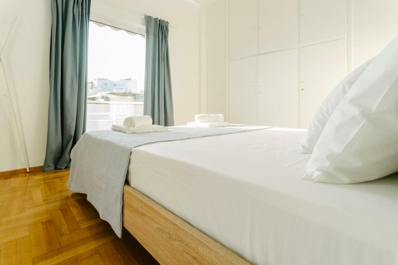 Bright 2 Bedrooms Apt. In The Heart Of Athens W Stunning Views To Acropolis Kültér fotó
